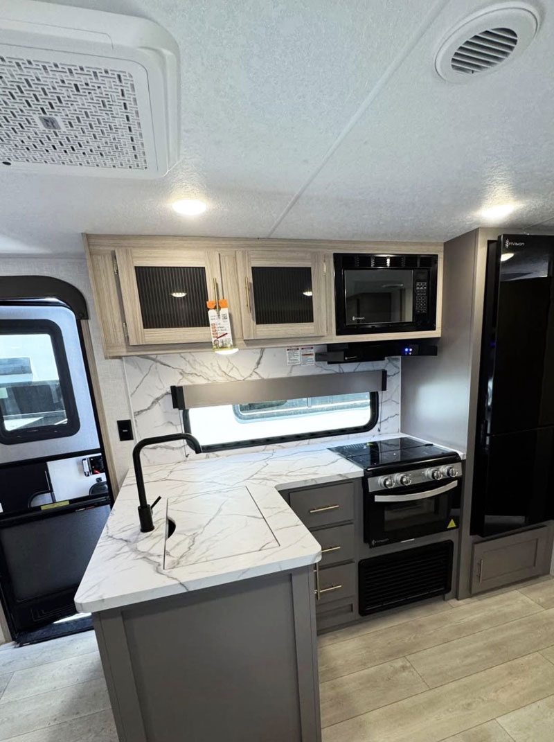241BHHS Travel Trailer - Interior